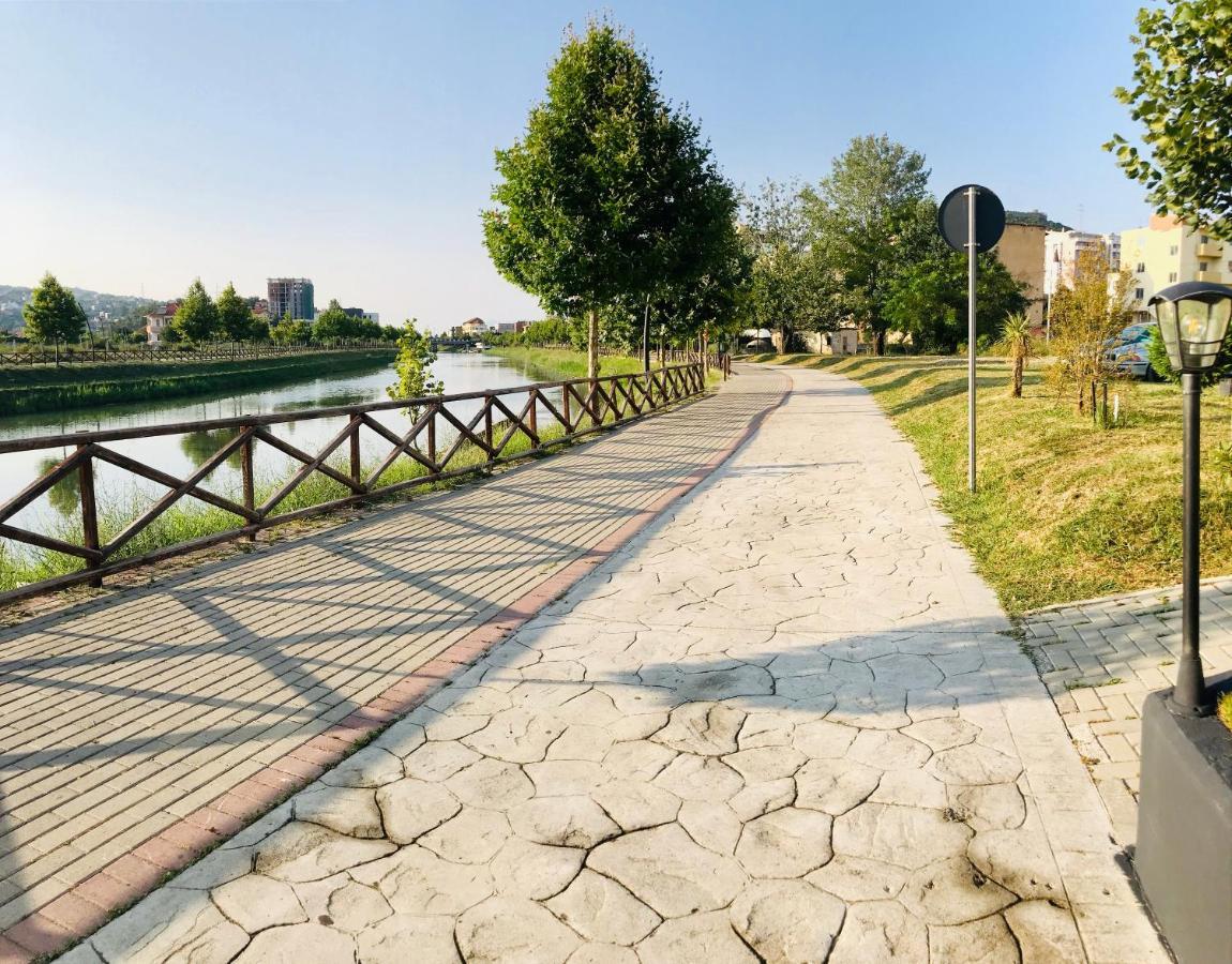 Cappuccino Apartment Lezhë Dış mekan fotoğraf